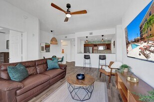 511 Lucerne Ave in Lake Worth Beach, FL - Building Photo