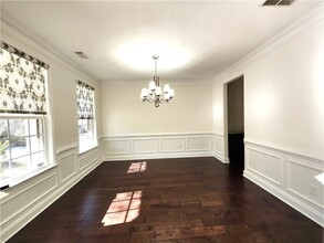 830 Grove Valley Dr in Cumming, GA - Building Photo - Building Photo