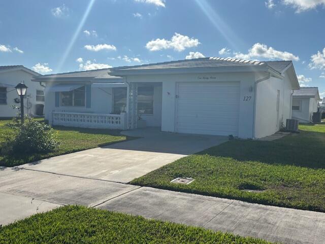 127 Leisureville Blvd in Boynton Beach, FL - Building Photo - Building Photo