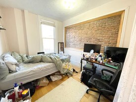 206 Northampton St, Unit 1E in Boston, MA - Building Photo