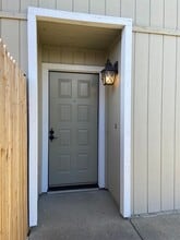 1143 Ravine View Dr in Roseville, CA - Building Photo - Building Photo