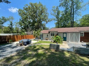 911 Delores Dr in Tallahassee, FL - Building Photo - Building Photo