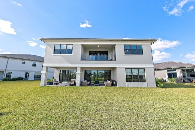 12869 Wingspan Ct in Palm Beach Gardens, FL - Building Photo - Building Photo