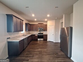 110 Foley Dr in Euharlee, GA - Building Photo - Building Photo