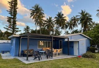 140 N Ocean Ln in Islamorada, FL - Building Photo - Building Photo