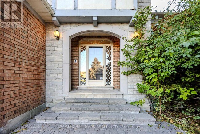 69 King's Cross Ave in Richmond Hill, ON - Building Photo - Building Photo