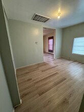 403 E Elk St in Henderson, TX - Building Photo - Building Photo