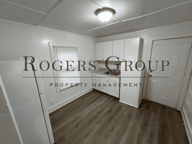 804 Roberson St in Henderson, NC - Building Photo - Building Photo