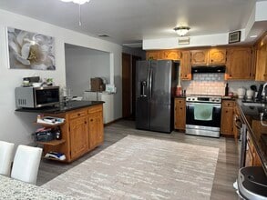 30 Waldo St in East Haven, CT - Building Photo - Building Photo