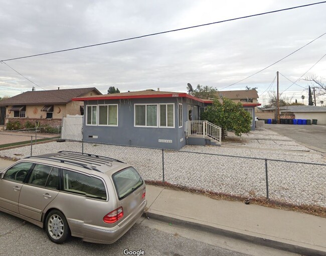 8985 Sewell Ave in Fontana, CA - Building Photo - Building Photo