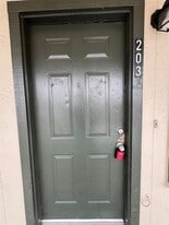 2625 Jones Rd in Austin, TX - Building Photo