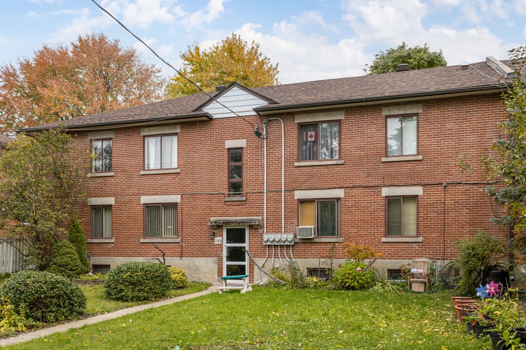 150 45E Av in Montréal, QC - Building Photo