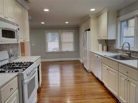 57 Scofield Ave in Stamford, CT - Building Photo