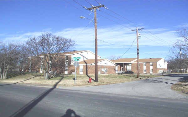 Mountain Valley Apartments in Grand Prairie, TX - Foto de edificio - Building Photo