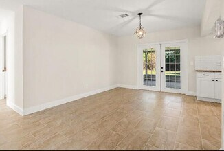 643 NW Grenada St in Port St. Lucie, FL - Building Photo - Building Photo