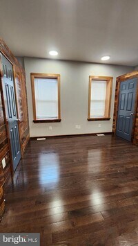 1912 S 19th St photo'