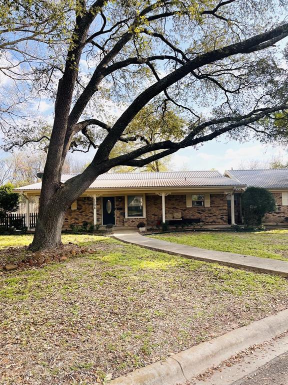 property at 1706 Roosevelt St