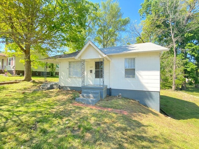 1109 Grove St in Kannapolis, NC - Building Photo - Building Photo