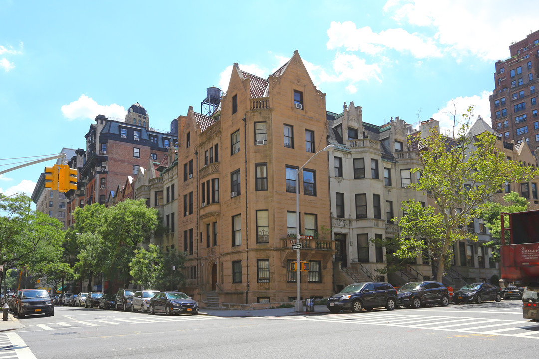 358 West End Ave in New York, NY - Building Photo