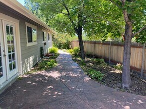 713 Terrace St in Carson City, NV - Building Photo - Building Photo