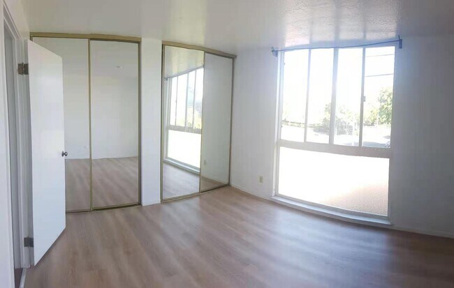 181 Del Medio Ave, Unit 210 in Mountain View, CA - Foto de edificio - Building Photo