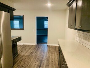 106 Ward Ave SW in Cullman, AL - Building Photo - Building Photo