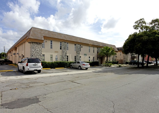 Northwood Apartments in Hialeah, FL - Building Photo - Building Photo