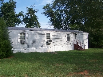 1885 Skyland Dr in Morganton, NC - Building Photo