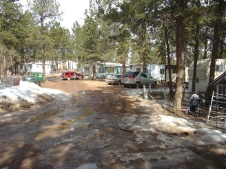 Little Gem Mobile Home Park in Woodland Park, CO - Building Photo