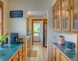 26 Donnybrook Rd, Unit 2 in Boston, MA - Building Photo