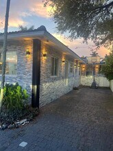 1430 Polk St in Hollywood, FL - Building Photo - Building Photo