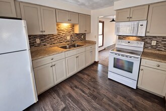 3306 Shelley Dr in Mansfield, OH - Building Photo - Building Photo