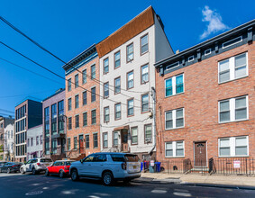 514 Jefferson St in Hoboken, NJ - Building Photo - Primary Photo