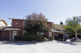 20211 Santa Maria Ave Apartments