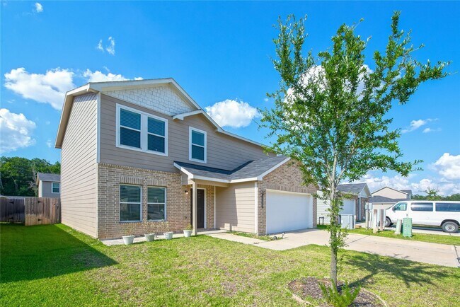 15621 Briar Forest Dr in Conroe, TX - Foto de edificio - Building Photo