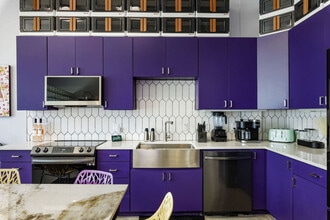4507 E Martin Luther King Jr Blvd in Austin, TX - Building Photo - Building Photo