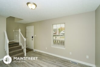 7703 Texlyn Ct in Louisville, KY - Building Photo - Building Photo