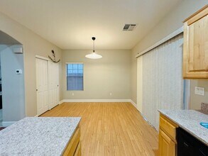 7355 Stonecott St in Las Vegas, NV - Building Photo - Building Photo