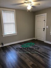 412 E 50th St in Savannah, GA - Building Photo - Building Photo