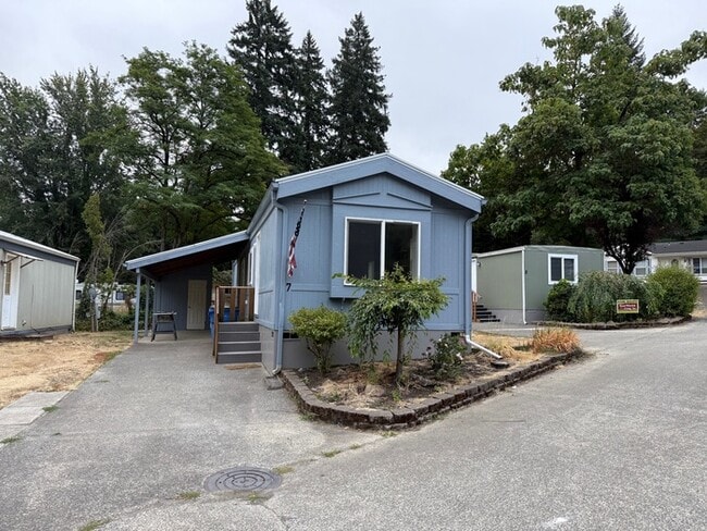 property at 744 K St