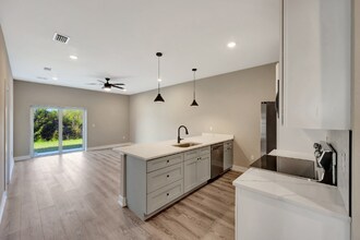 12210-12210 Tetzel Ave in Port Charlotte, FL - Building Photo - Building Photo