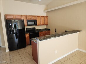 4529 SW 8th Pl in Cape Coral, FL - Building Photo - Building Photo