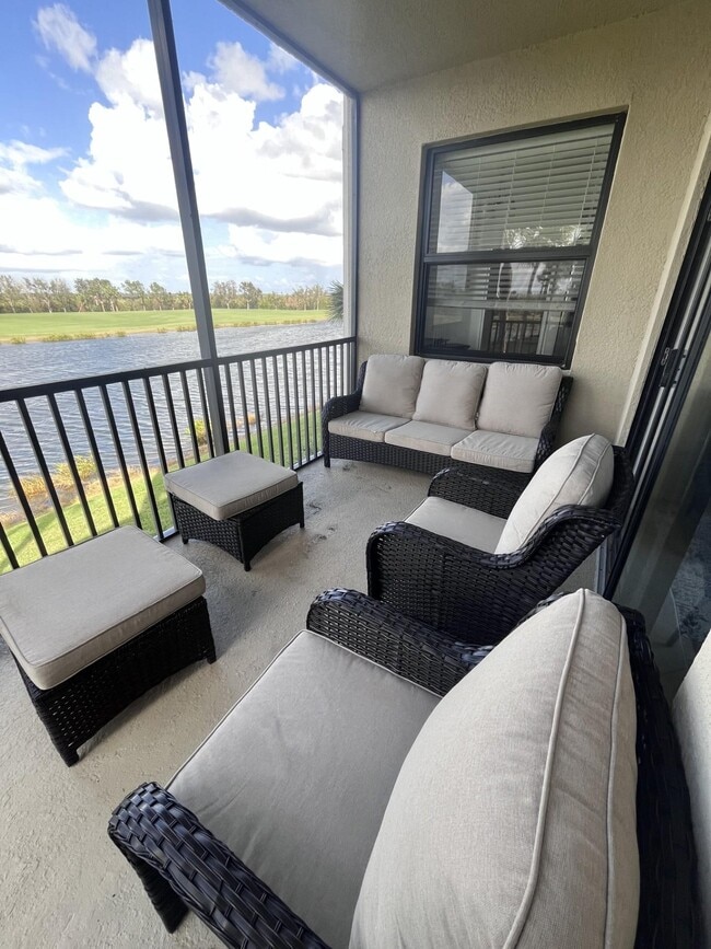 property at 7015 River Hammock Dr