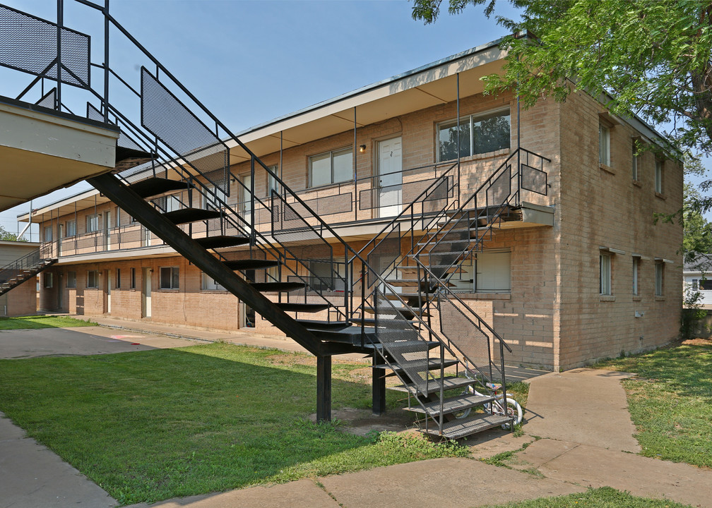 Campus Row Apartments in Canyon, TX - Building Photo