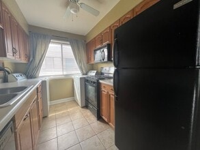 1367 Sacramento Dr in Hanover Park, IL - Building Photo - Building Photo