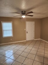 2821 Club Plaza Rd in Raleigh, NC - Foto de edificio - Building Photo