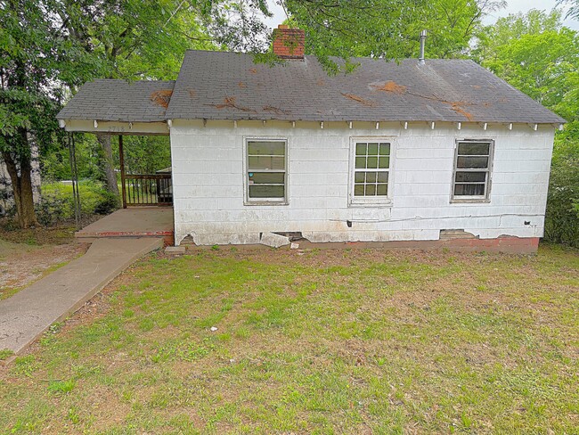 property at 2718 McCoy Ave