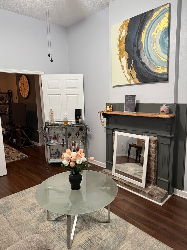 property at 8639 Green St