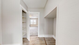4500 W 39th St in Cleveland, OH - Building Photo