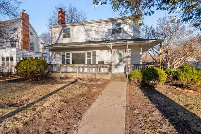 property at 1122 Franklin St